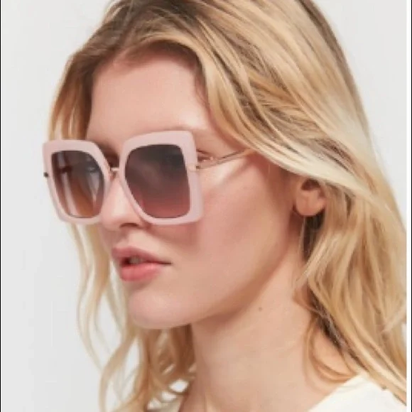 Urban Outfitters | Accessories | Urban Outfitters Nwt Square  display picture 3